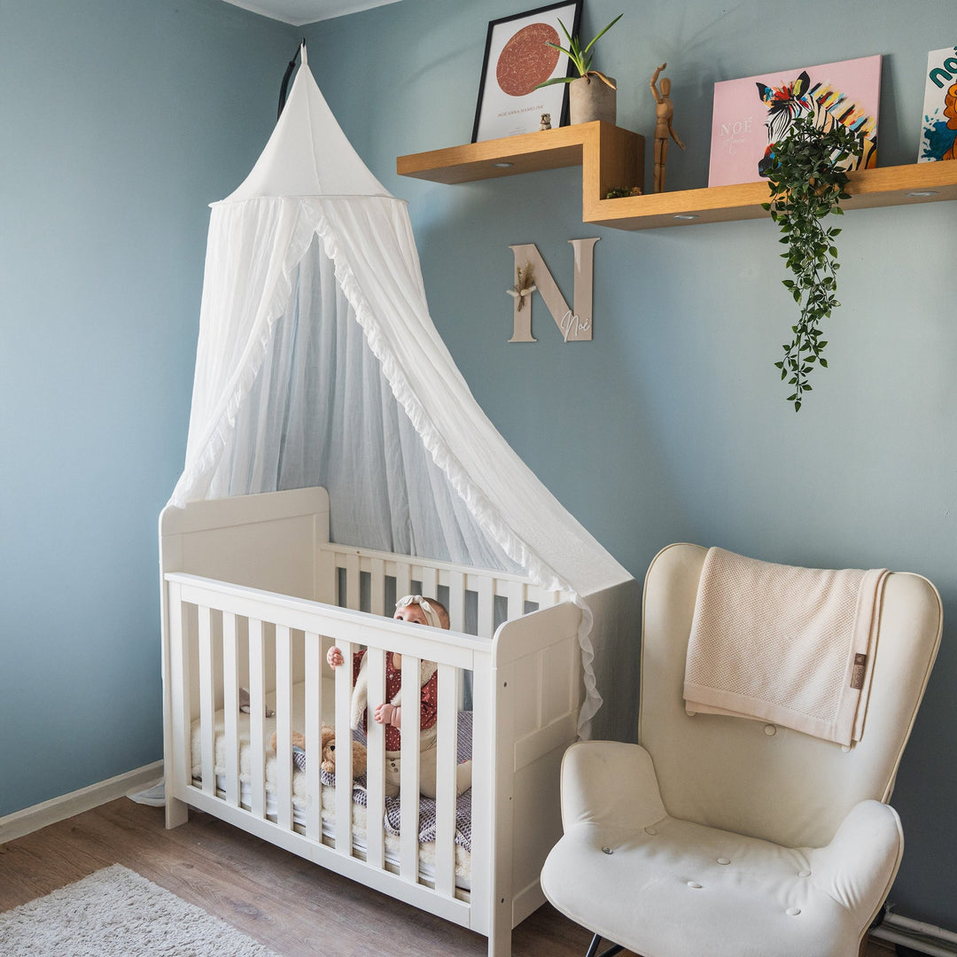 Acryl Naambordje met Droogbloemen in kinderkamer op de muur - Sfeer - Beige - Naturel