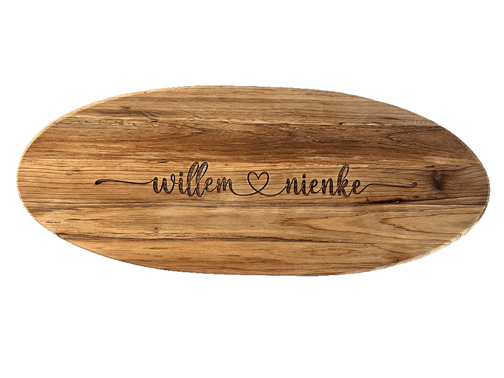Gepersonaliseerde borrelplank met sierlijke namen