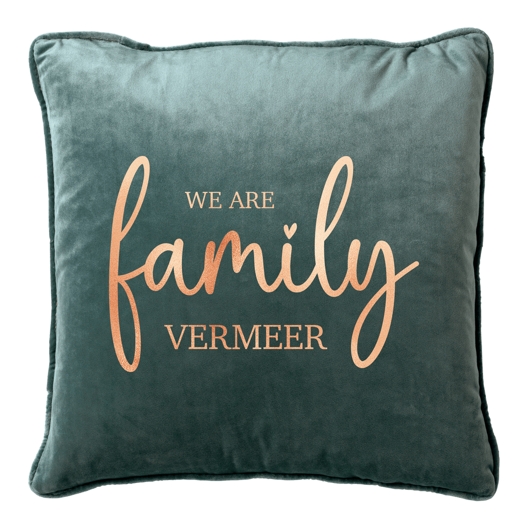 "We are family ....." kussen Groen - Cravity