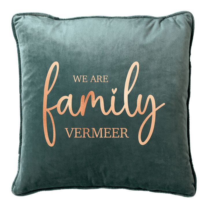 "We are family ....." kussen Groen - Cravity